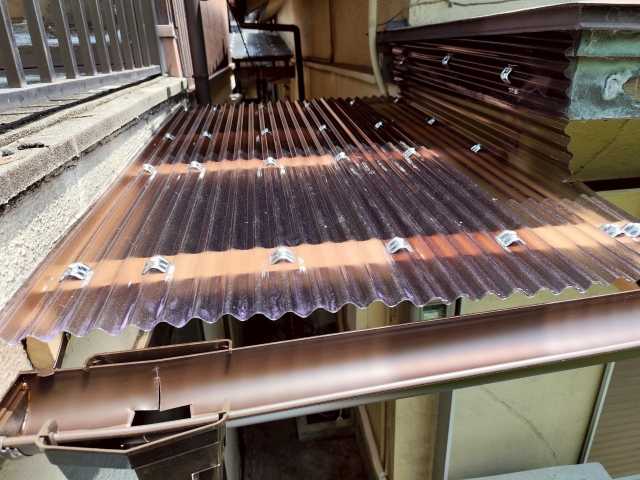 波板屋根の全体確認